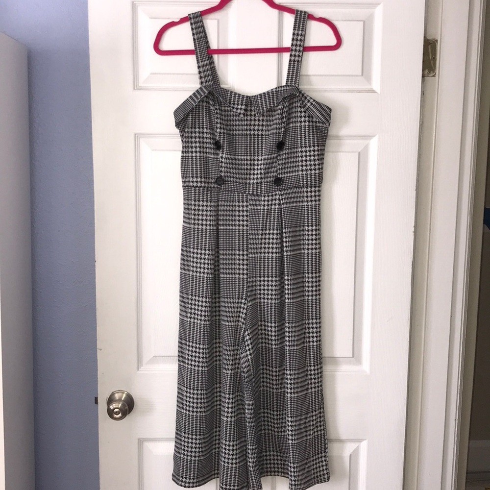 Bailey Blue Houndstooth Capri Jumpsuit